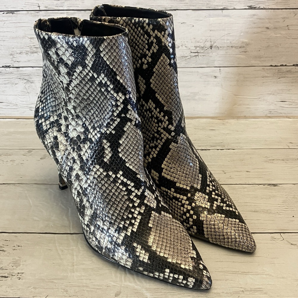 Katherine Kelly Boots Womens 9.5 Snakeskin Rosie Heels Pointed Toe Zip Up Bootie